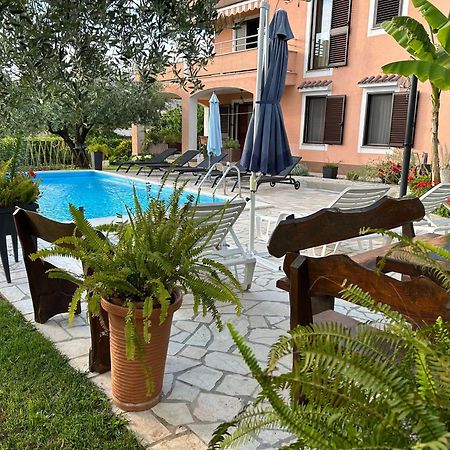 Apartments Mandic Pula Exterior foto